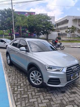 AUDI Q3 1.4 TFSI AMBIENTE GASOLINA 4P S TRONIC